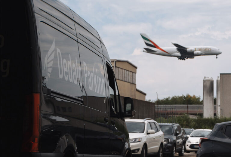 Dedalo parking parcheggio malpensa coperto navetta