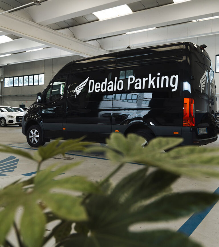 Dedalo parking parcheggio malpensa coperto navetta gratuita